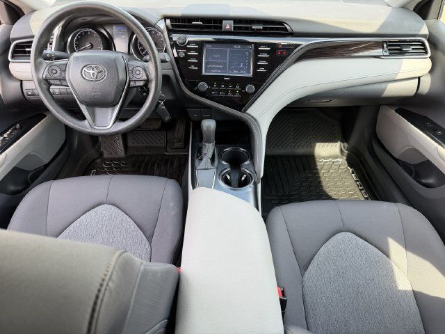 Used 2020 Toyota Camry LE FWD image 10