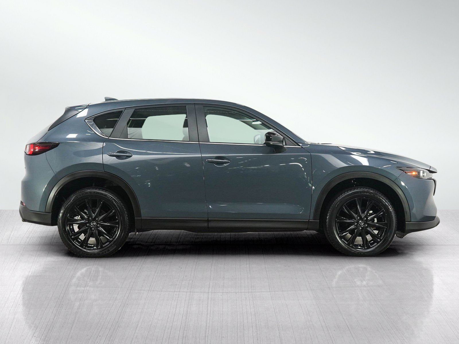 Used 2025 MAZDA CX-5 Carbon Edition AWD/4WD image 6