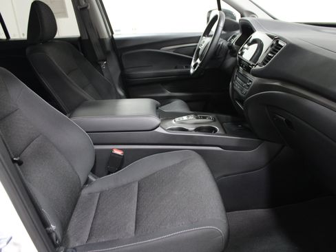 Used 2024 Honda Ridgeline Sport image 23