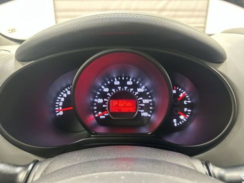 Used 2016 Kia Soul + w/ Audio Package FWD image 11