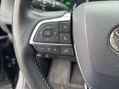 Certified 2021 Toyota Highlander XLE image 21