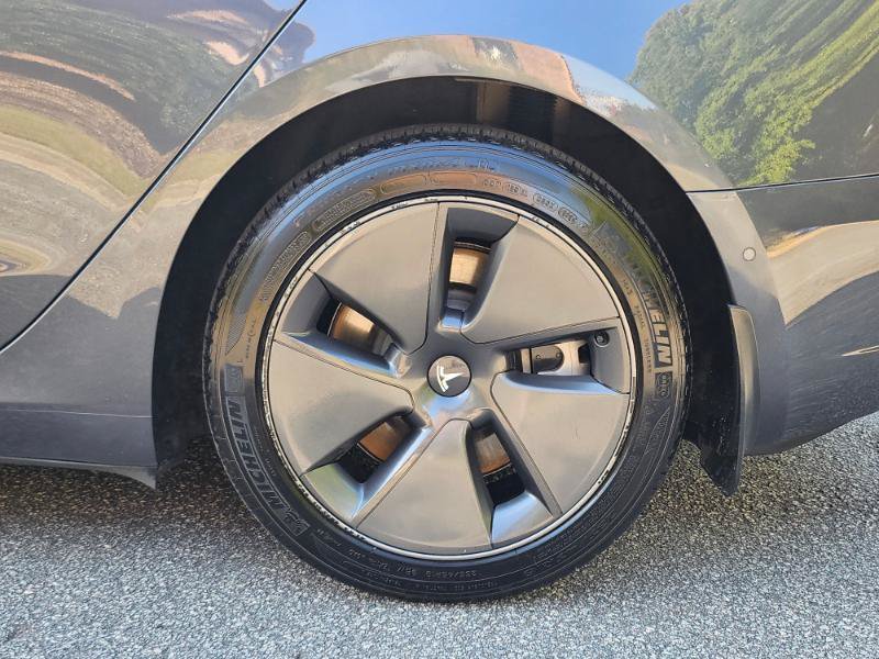 Used 2022 Tesla Model 3 RWD image 18