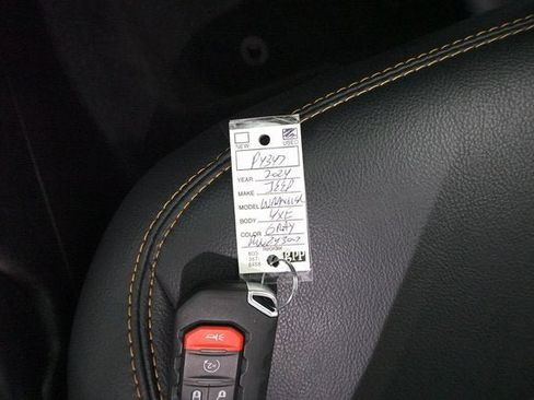 Used 2024 Jeep Wrangler Unlimited Sahara w/ Technology Group image 31