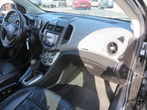 Used 2016 Chevrolet Sonic LTZ image 17