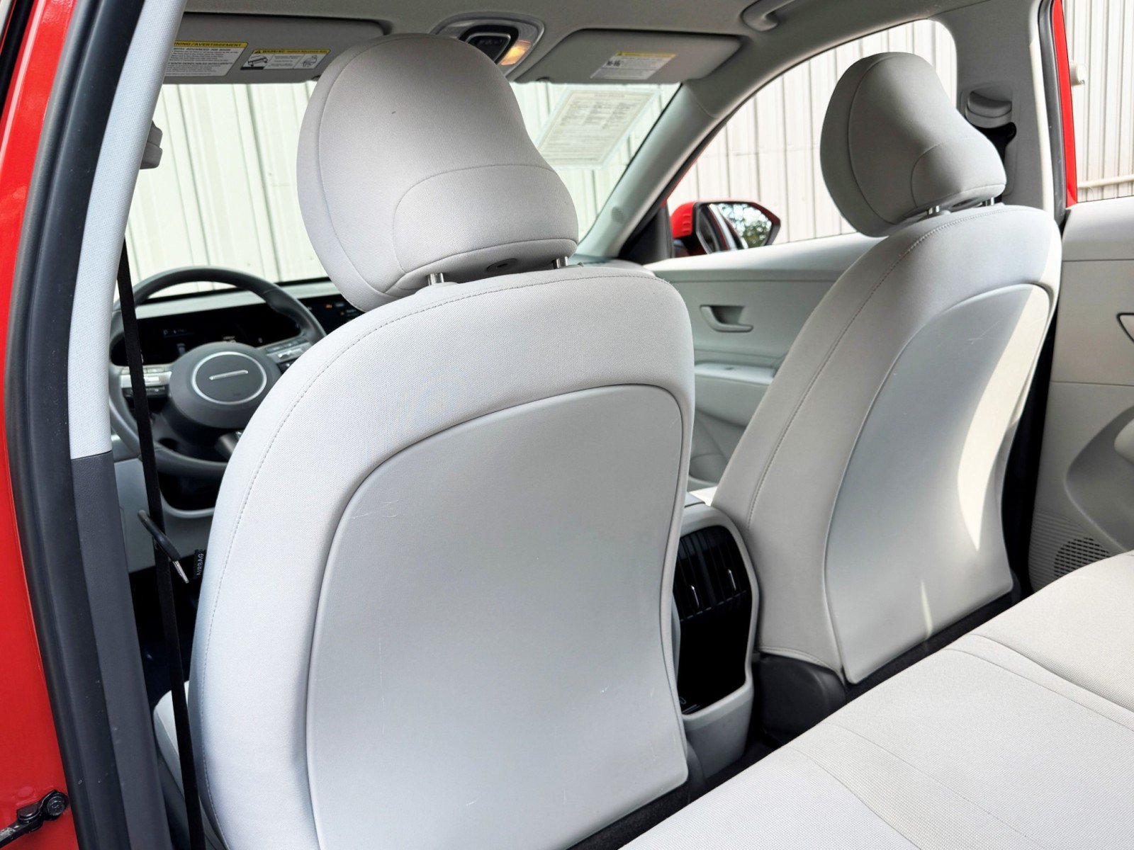 Used 2024 Hyundai Kona SEL FWD image 31