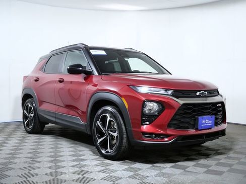 Used 2021 Chevrolet TrailBlazer RS w/ Sun and Liftgate Package AWD/4WD image 1