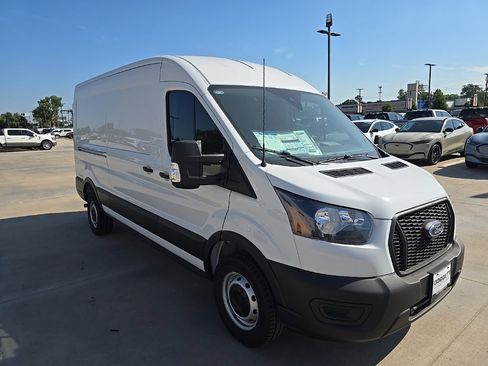 New 2025 Ford Transit 250 148 Medium Roof w/ Load Area Protection Package image 20