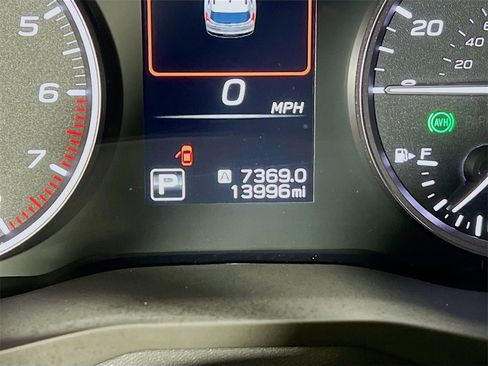 Used 2025 Subaru Ascent Premium image 12