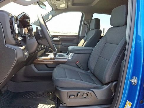 New 2025 Chevrolet Silverado 1500 LT image 9