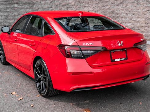 Used 2025 Honda Civic Sport image 9