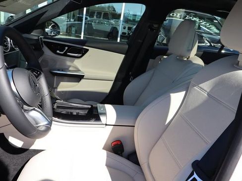 Used 2025 Mercedes-Benz C 300 Sedan image 7
