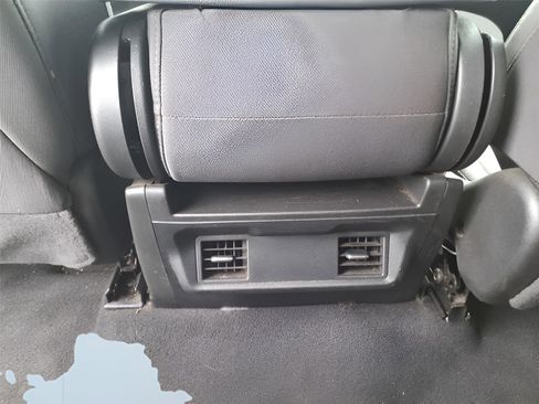 Used 2024 Chevrolet Silverado 2500 LT image 7