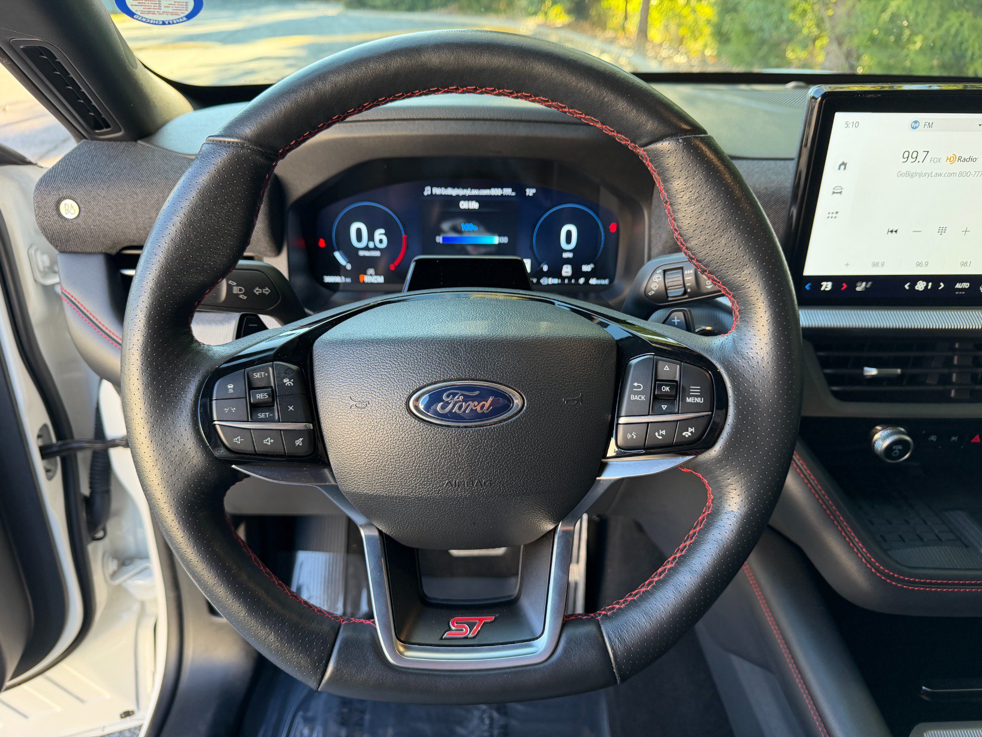 Used 2025 Ford Explorer ST AWD/4WD image 35