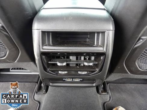 Used 2023 Jeep Grand Cherokee Laredo AWD/4WD image 23