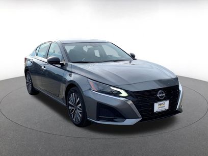 Used 2025 Nissan Altima 2.5 SV