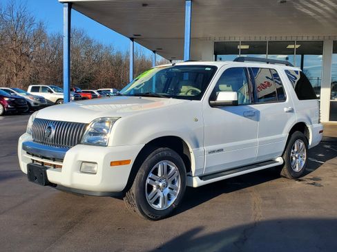 Used 2007 Mercury Mountaineer AWD image 2