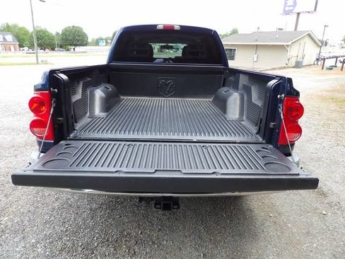 Used 2005 Dodge Dakota SLT w/ Trailer Tow Group AWD/4WD image 7