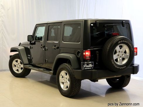 Used 2014 Jeep Wrangler Unlimited Sport w/ Quick Order Package 24S AWD/4WD image 9