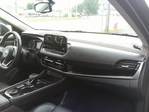 Used 2023 Nissan Rogue SL w/ SL Premium Package AWD/4WD image 27