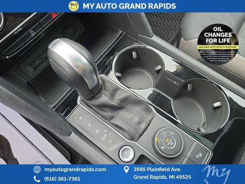 Used 2021 Volkswagen Atlas SEL Premium image 34