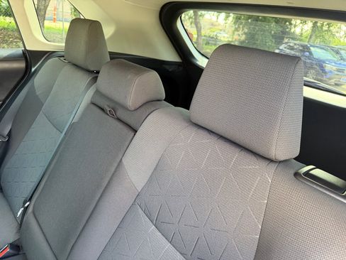 Used 2019 Toyota RAV4 XLE FWD image 22