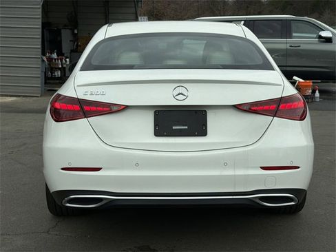 Used 2023 Mercedes-Benz C 300 Sedan image 5