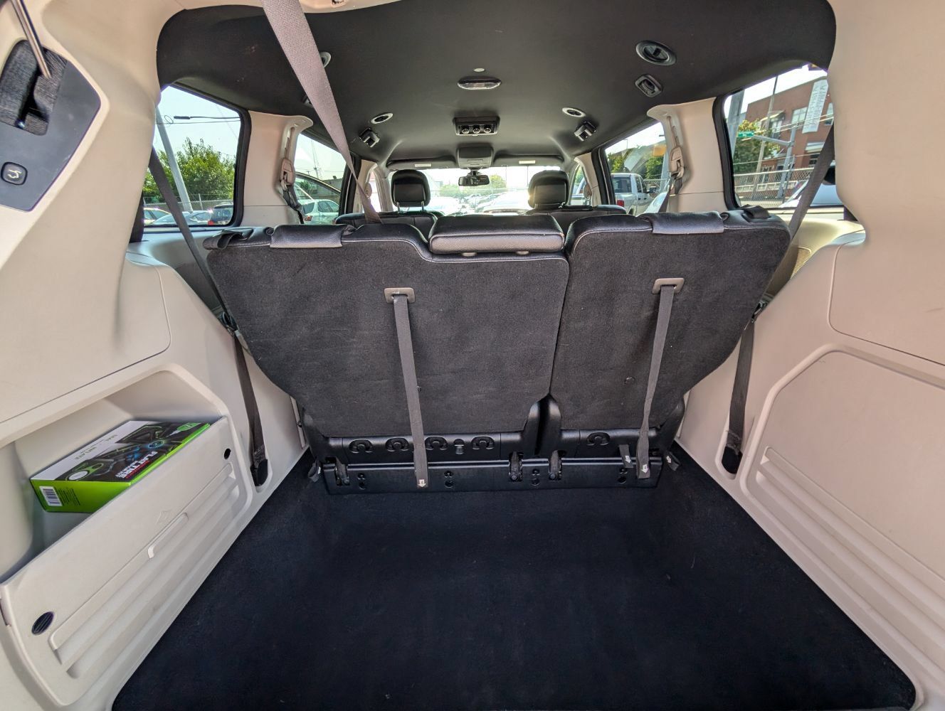 Used 2020 Dodge Grand Caravan SXT FWD image 20