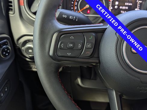 Used 2024 Jeep Wrangler Unlimited Rubicon image 25