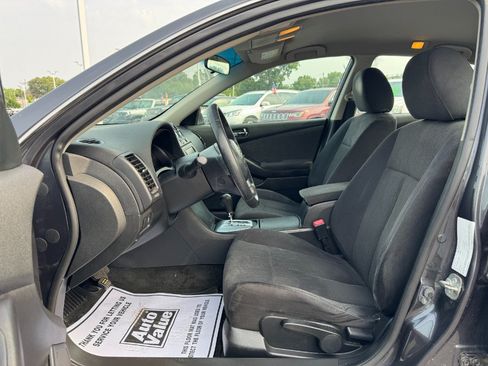 Used 2012 Nissan Altima Sedan FWD image 15