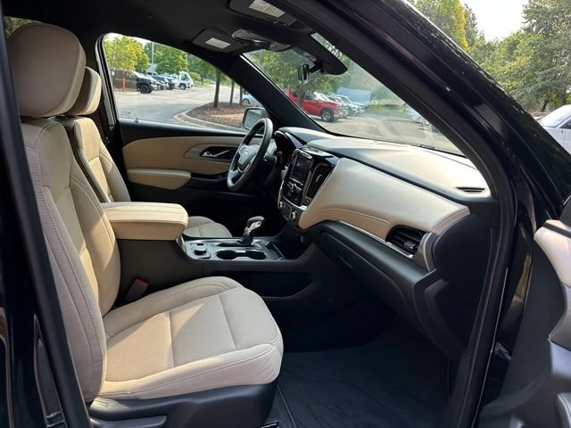 Used 2023 Chevrolet Traverse LS w/ Safety Package FWD image 28