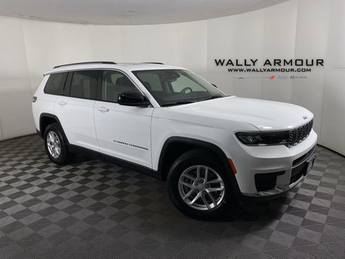 Used 2023 Jeep Grand Cherokee L Laredo w/ Luxury Tech Group I AWD/4WD image 1