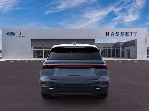 New 2026 Lincoln Nautilus Premier w/ Equipment Group 102A AWD/4WD image 5