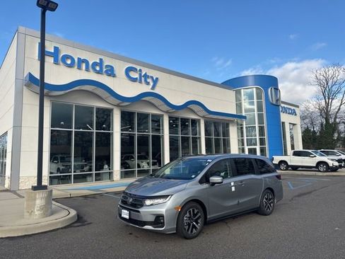 New 2026 Honda Odyssey EX-L image 2
