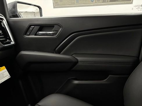 New 2026 GMC Canyon Elevation w/ Convenience Package image 38