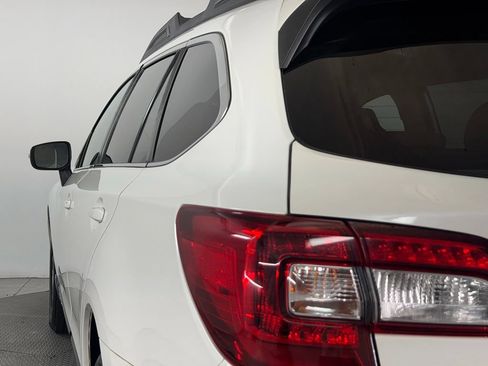 Used 2019 Subaru Outback 2.5i Premium AWD/4WD image 64