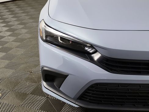 Used 2024 Honda Civic EX image 12