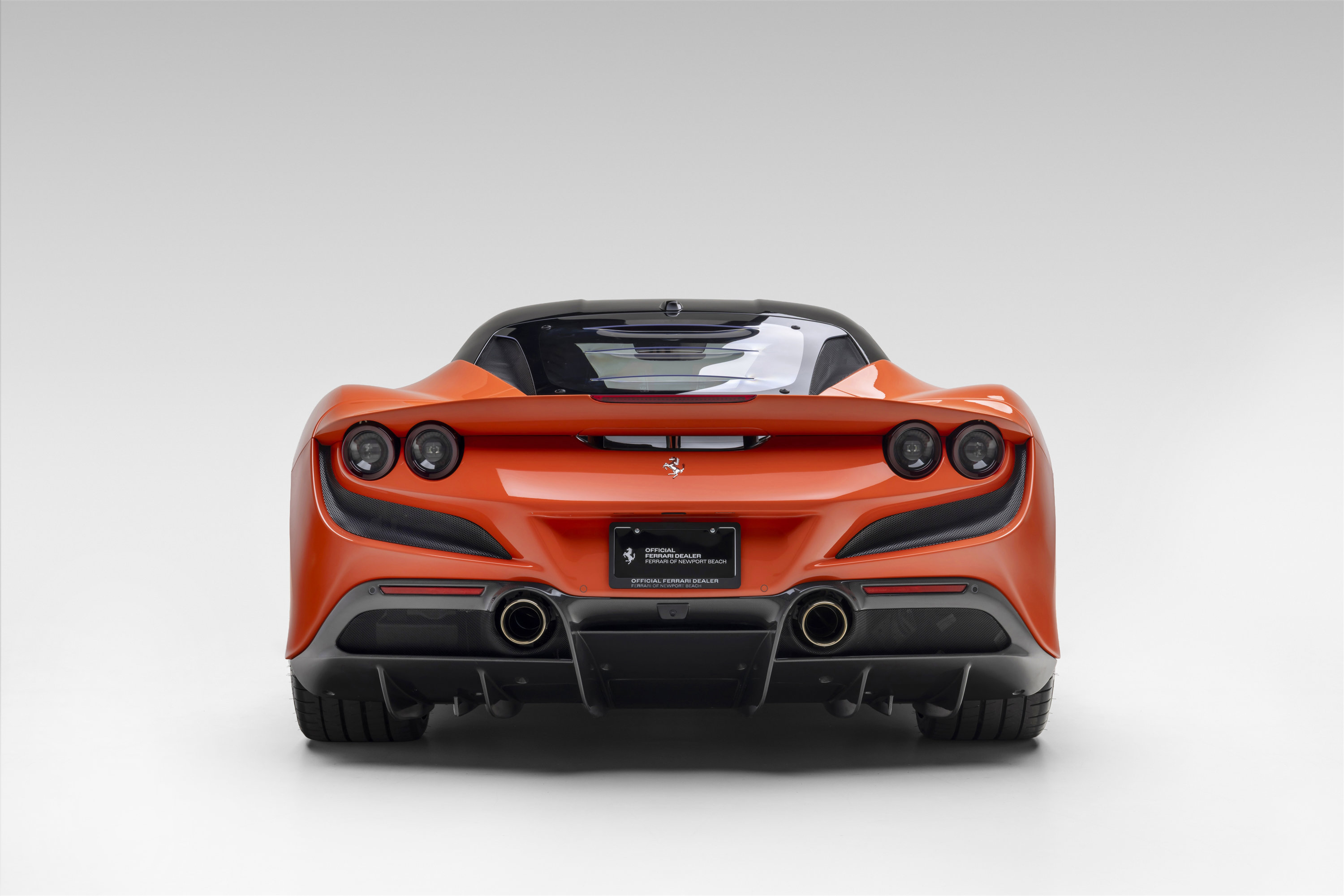 Certified 2021 Ferrari F8 Tributo RWD image 9