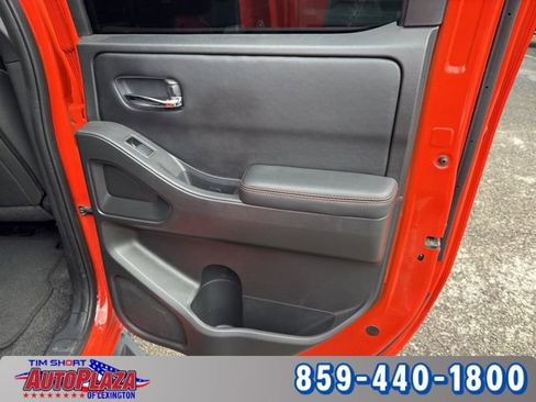 Used 2025 Nissan Frontier PRO-4X AWD/4WD image 17