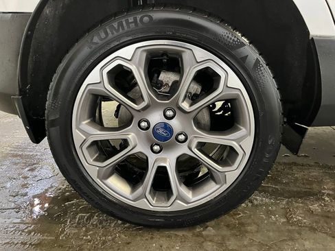 Used 2018 Ford EcoSport Titanium w/ Titanium Cold Weather Package image 32