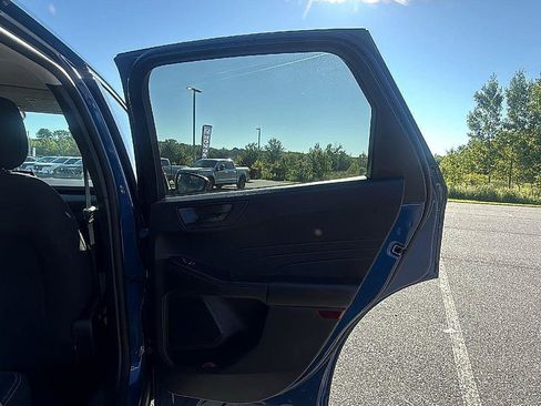 Used 2023 Ford Escape Active AWD/4WD image 19