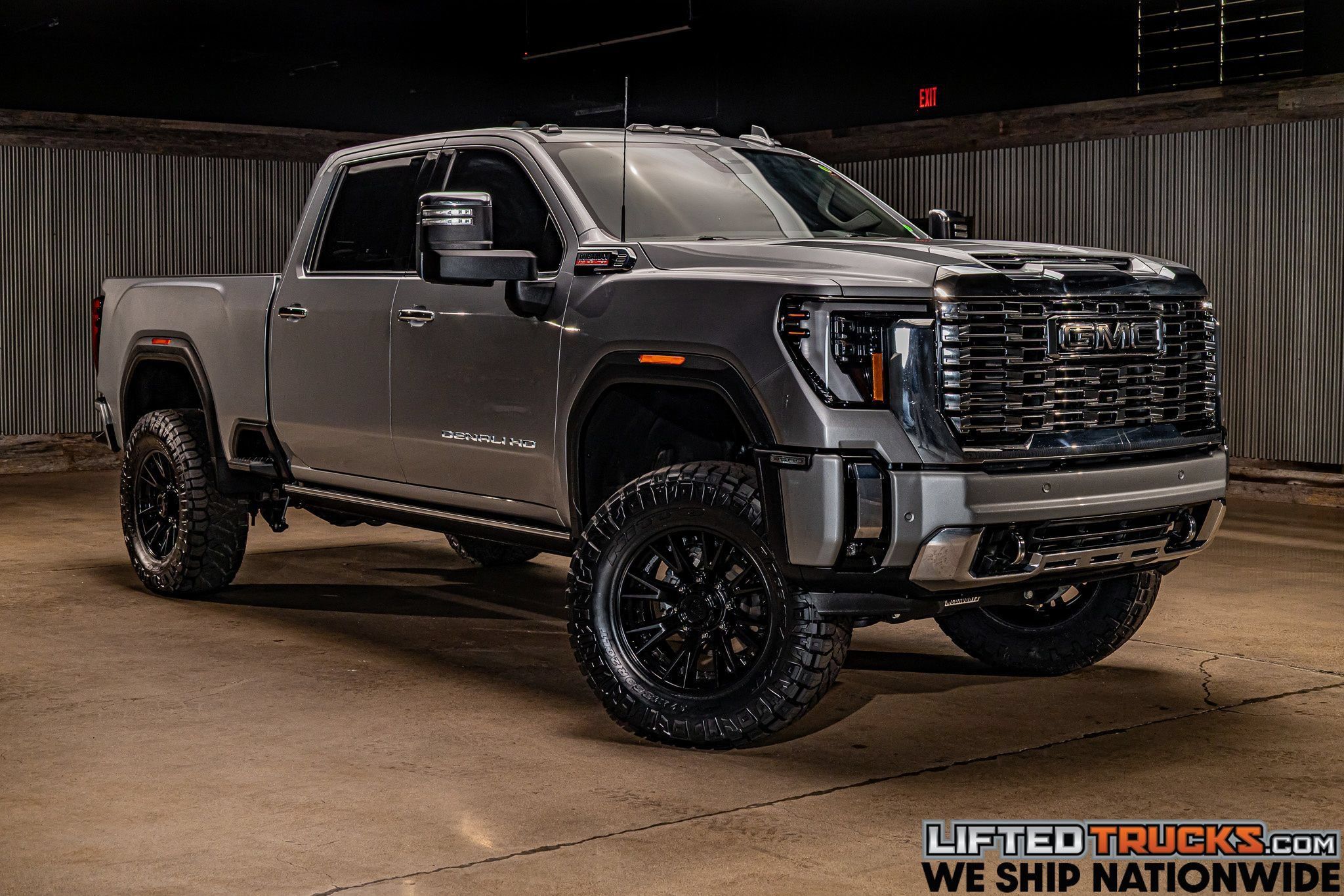 Used 2026 GMC Sierra 3500 Denali w/ Denali Reserve Package AWD/4WD image 1