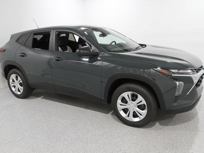 Certified 2025 Chevrolet Trax LS