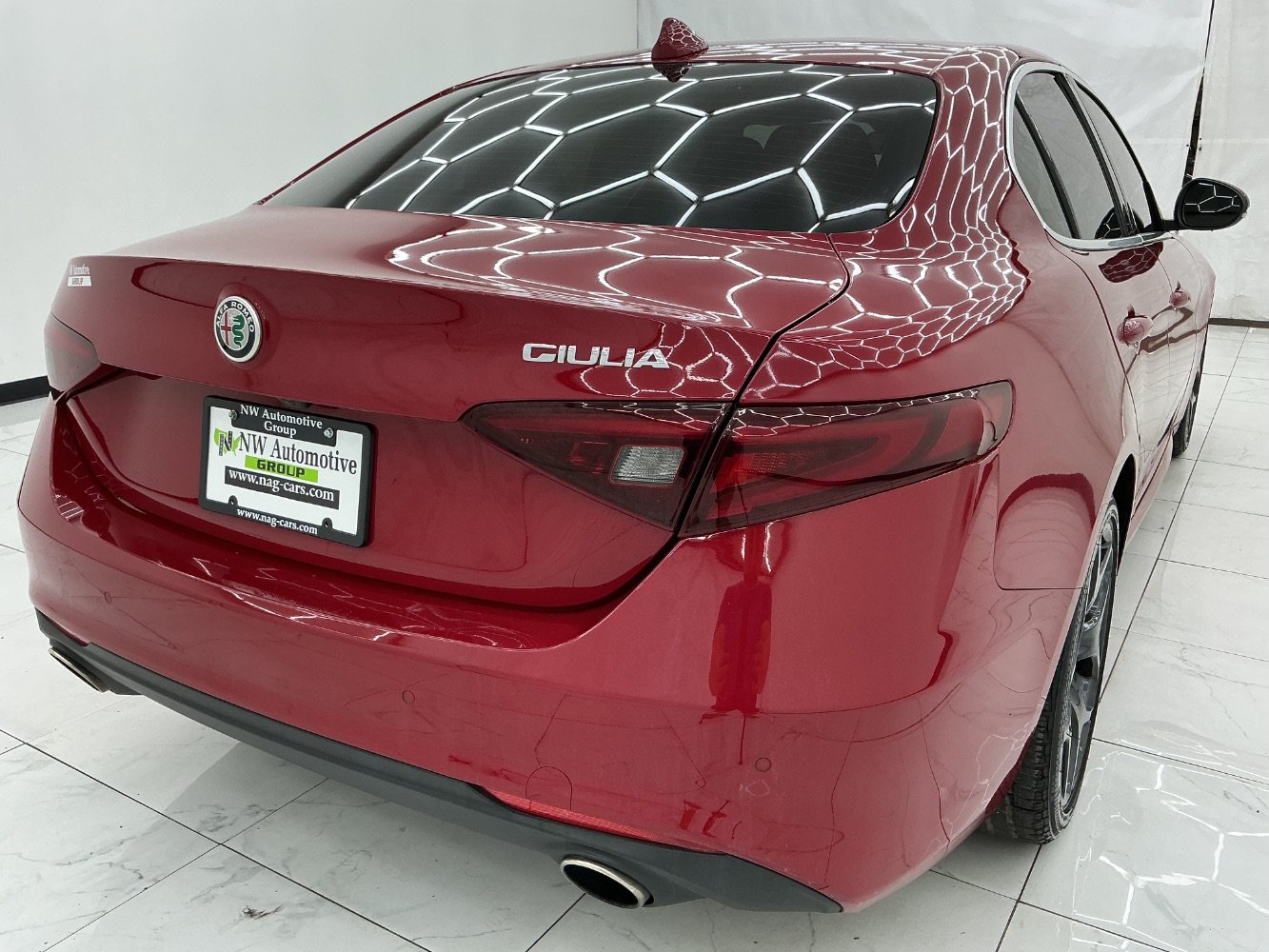 Used 2019 Alfa Romeo Giulia RWD image 8