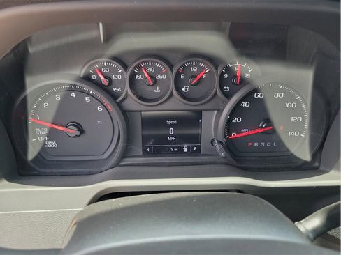 Used 2025 Chevrolet Silverado 1500 Custom image 20