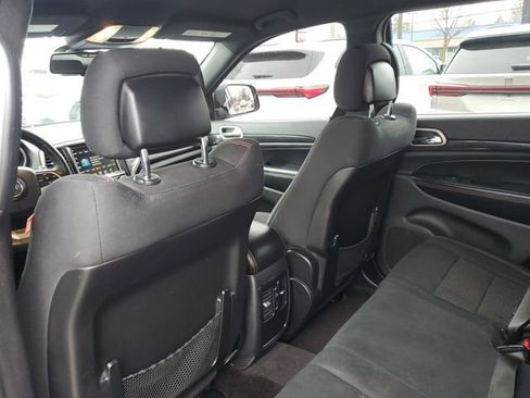 Used 2016 Jeep Grand Cherokee Laredo 75th Anniversary image 28