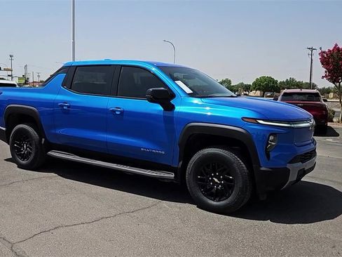 New 2025 Chevrolet Silverado EV LT image 3