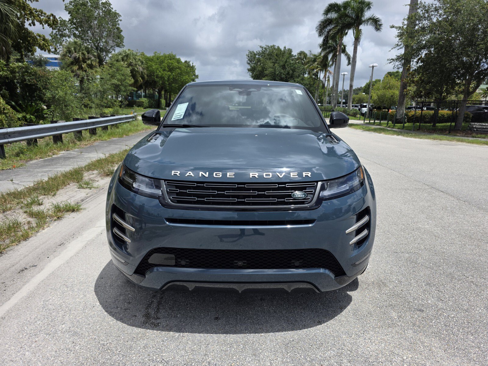 Used 2026 Land Rover Range Rover Evoque Hoxton AWD/4WD image 8
