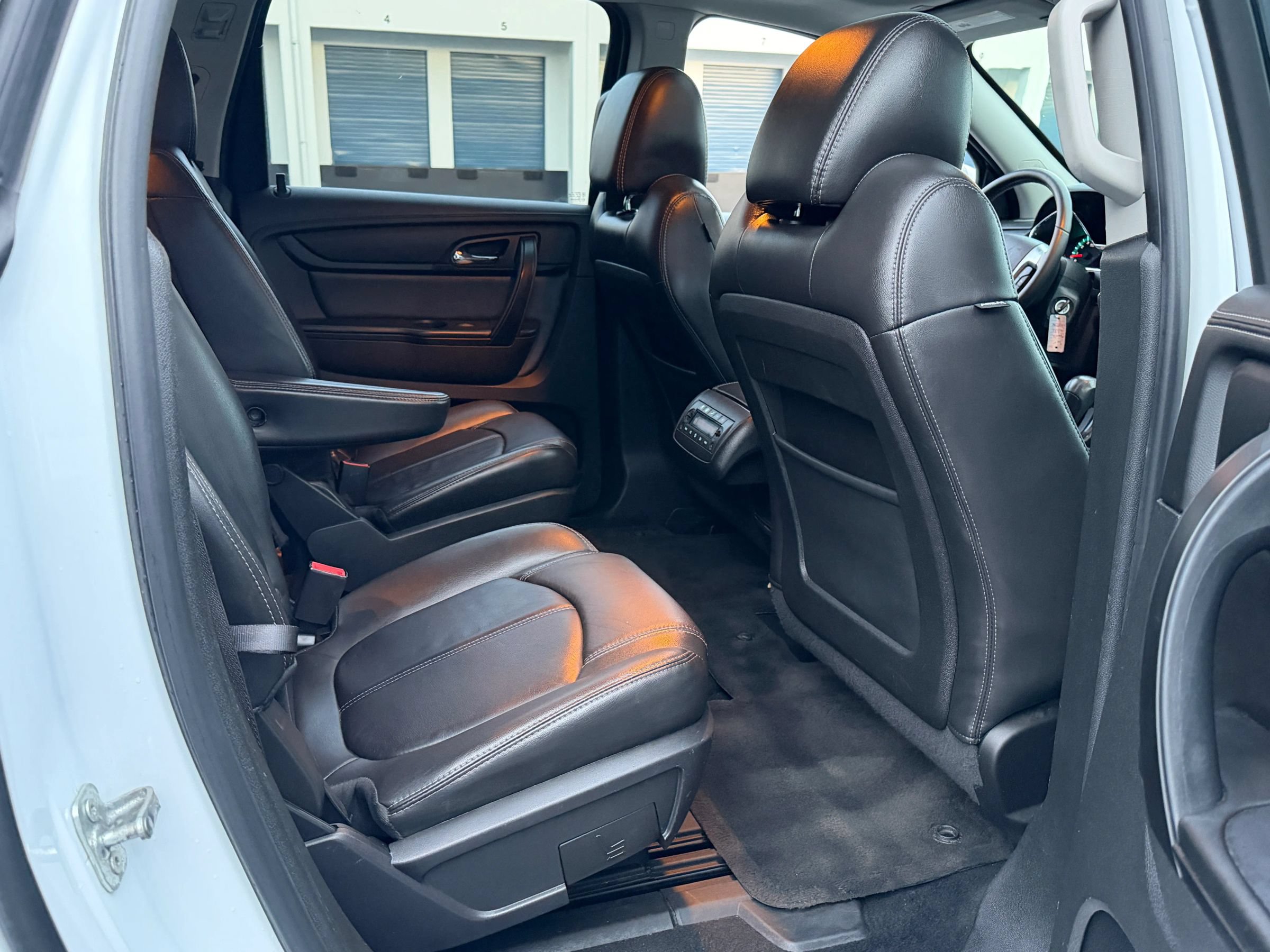 Used 2017 Chevrolet Traverse LT AWD/4WD image 17