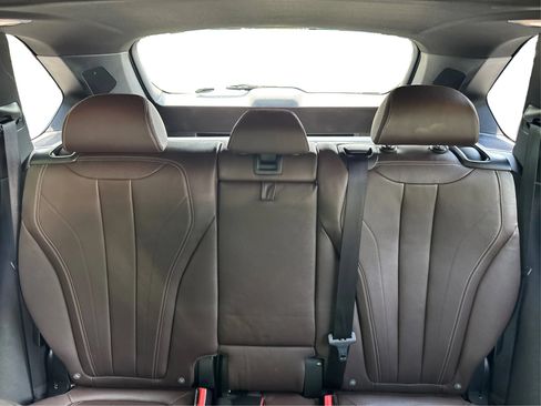 Used 2018 BMW X5 xDrive50i AWD/4WD image 17