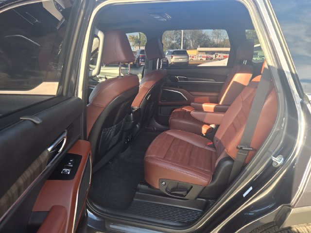 Used 2024 Kia Telluride SX Prestige AWD/4WD image 19
